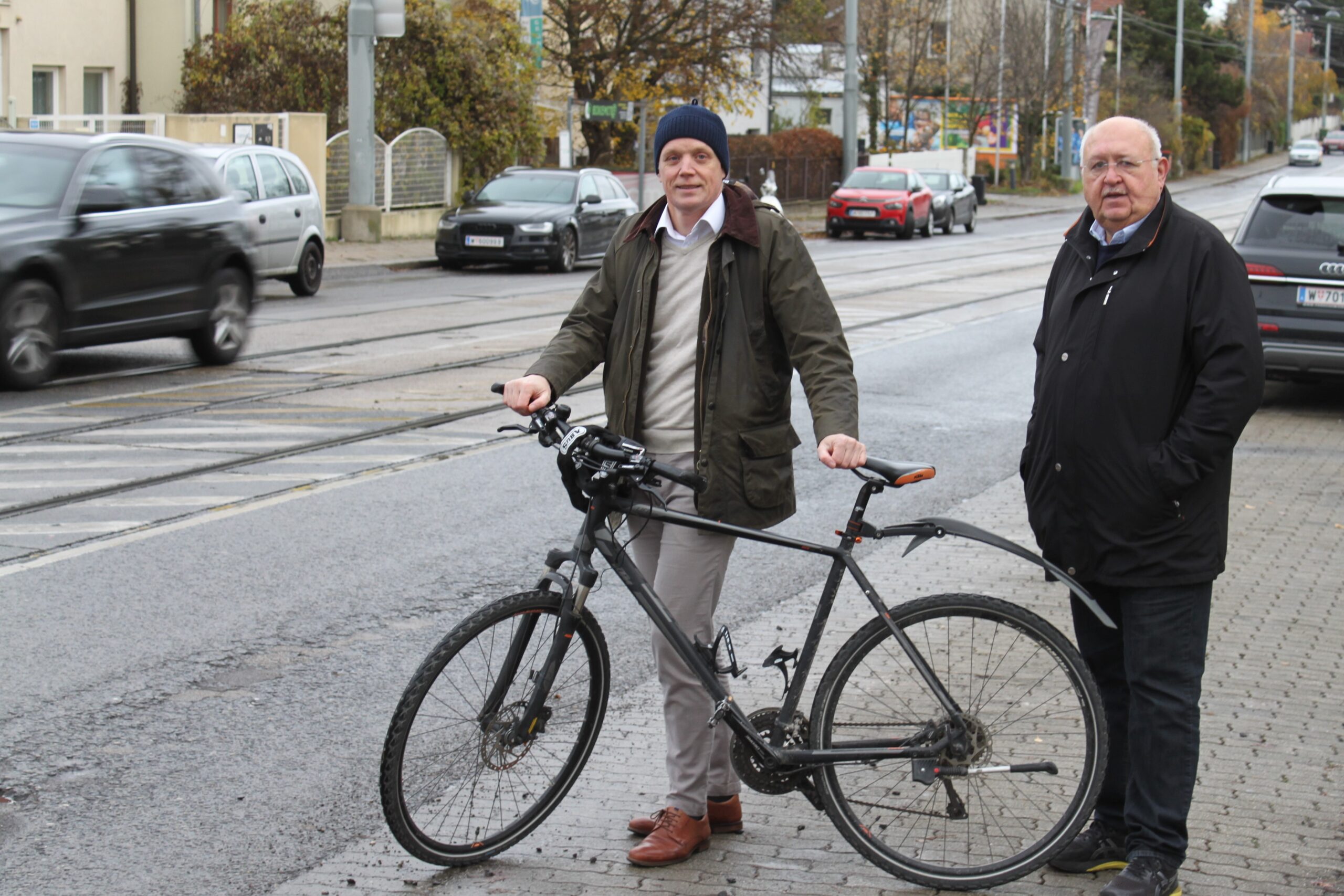 Rad-Demo: Liesinger radeln für Mauer