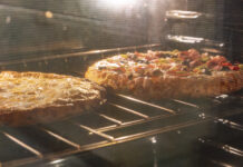 (C) iStock by Getty Images: Der Preis für die günstigste Tiefkühlpizza ist um über 90 Prozent gestiegen.