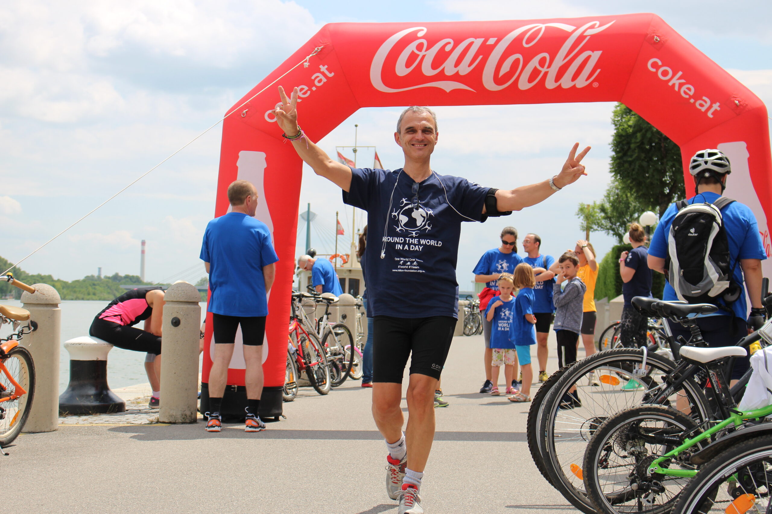 Charity-Lauf: An einem Tag einmal um die ganze Welt