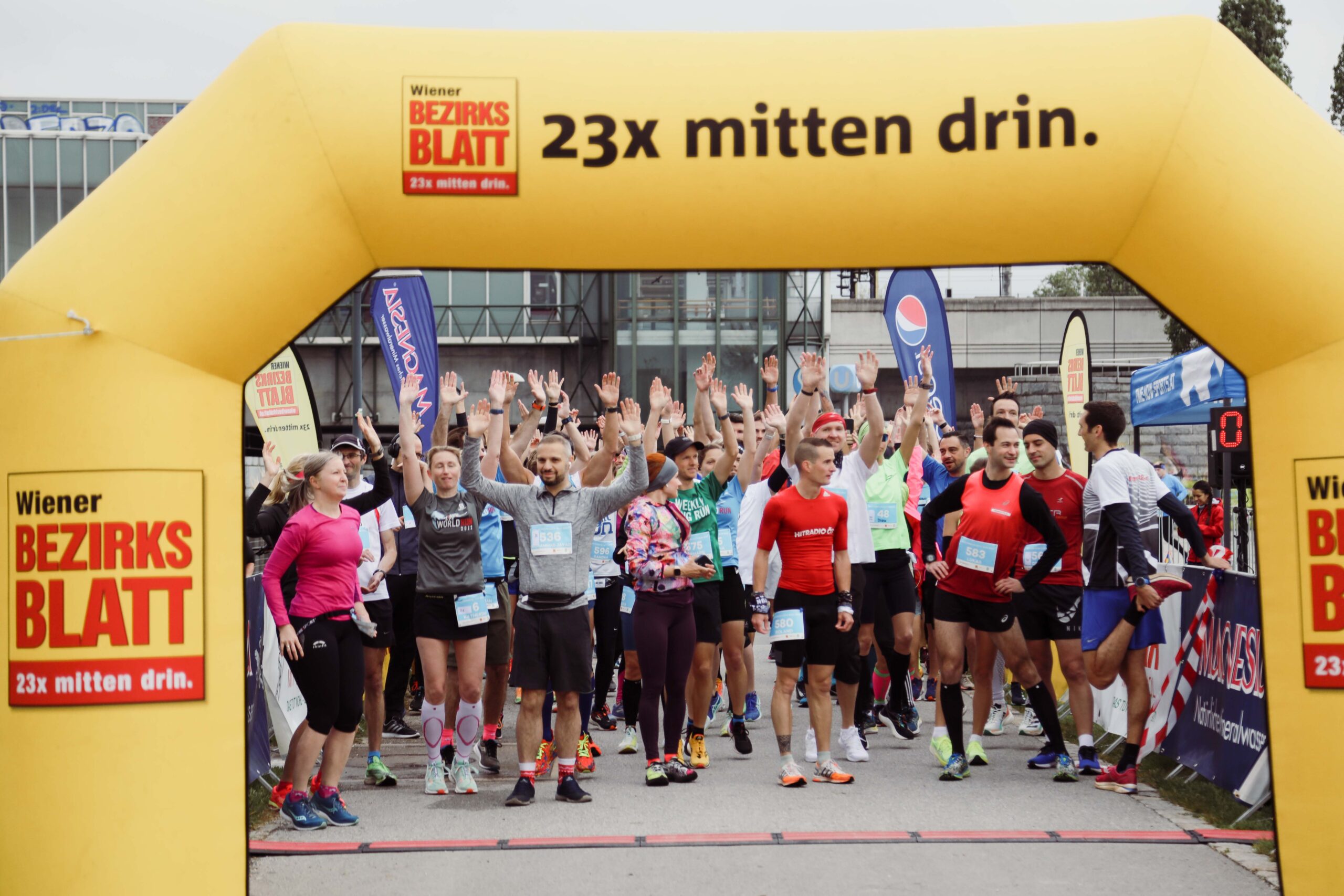 300 Laufbegeisterte beim MILLENNIUM City Run