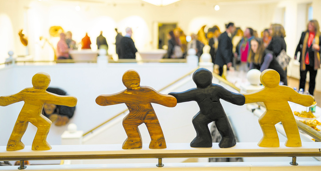 Kunstwerke-Schau: Inspiration in Holz verewigt