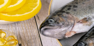 (C) iStock by Getty Images: Diese wichtigen Fettsäuren gibt's in Fischen und Kapseln.