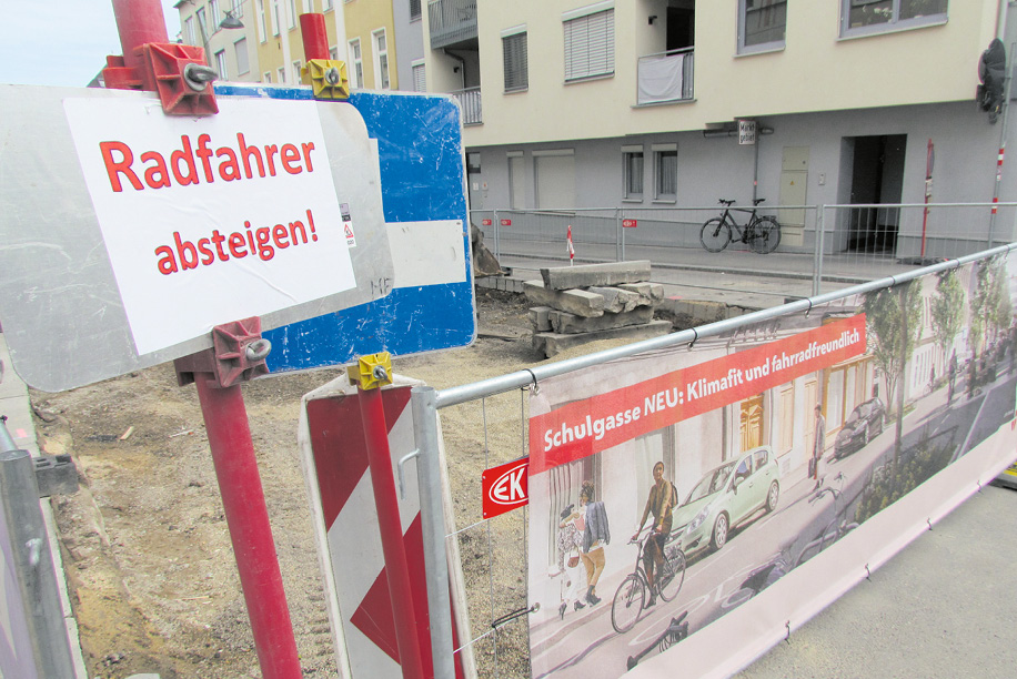 Von der Mondlandschaft zur radlfitten Straße