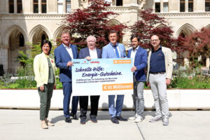 Tanja Wehsely (Volkshilfe), Michael Strebl (Wien Energie), Ex-Bürgermeister Michael Häupl, StR Peter Hanke, Klaus Schwertner (Caritas) und Alexander Lang (Rotes Kreuz).