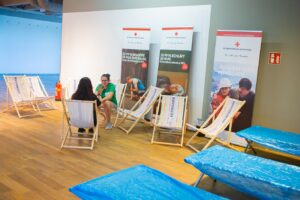 Menschen im Cooling Center