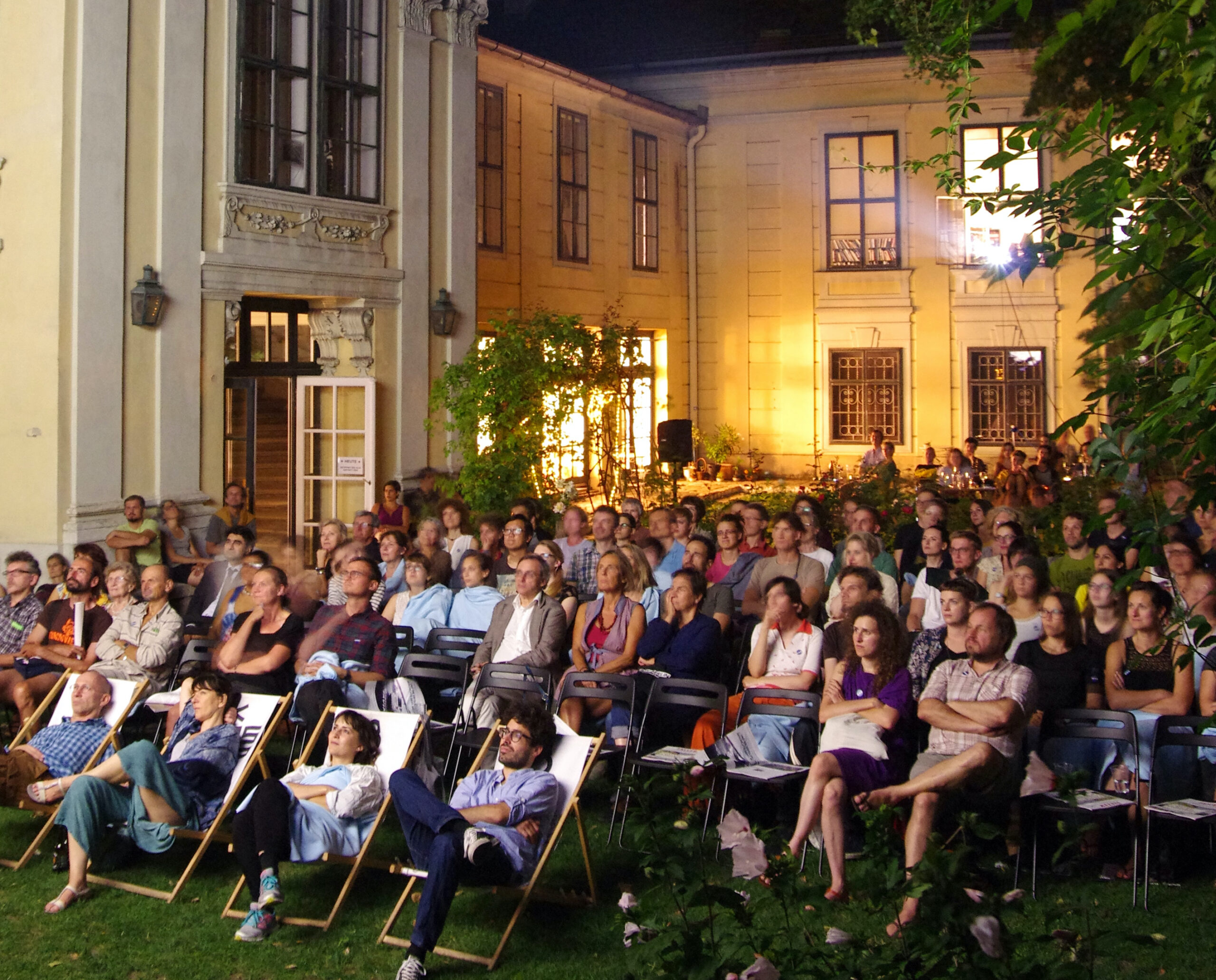 Open Air: Kurzfilmfestival “dotdotdot” ab 30. Juli!