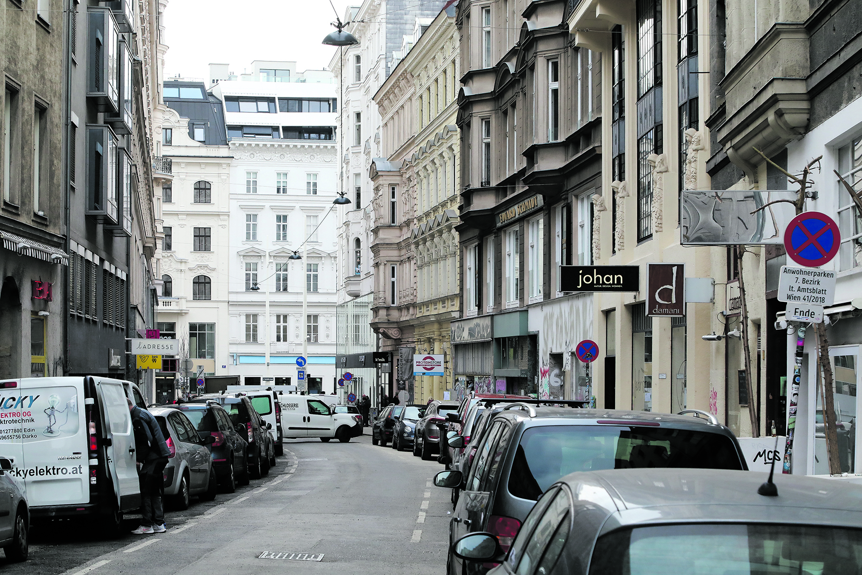 ©Fürthner: Früher prägten Autos das Straßenbild der Zollergasse. 