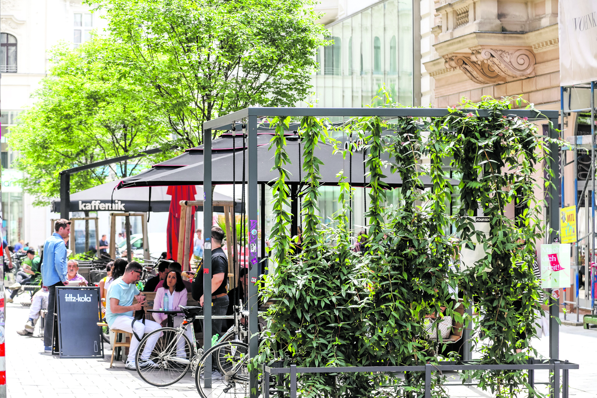 Zollergasse: grüne & kühle Begegnungszone