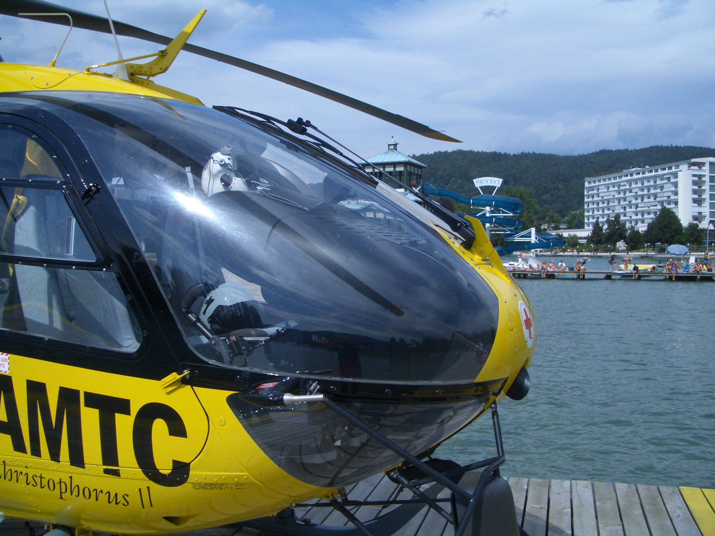 Flugrettung: So reagiert man richtig bei Badeunfällen