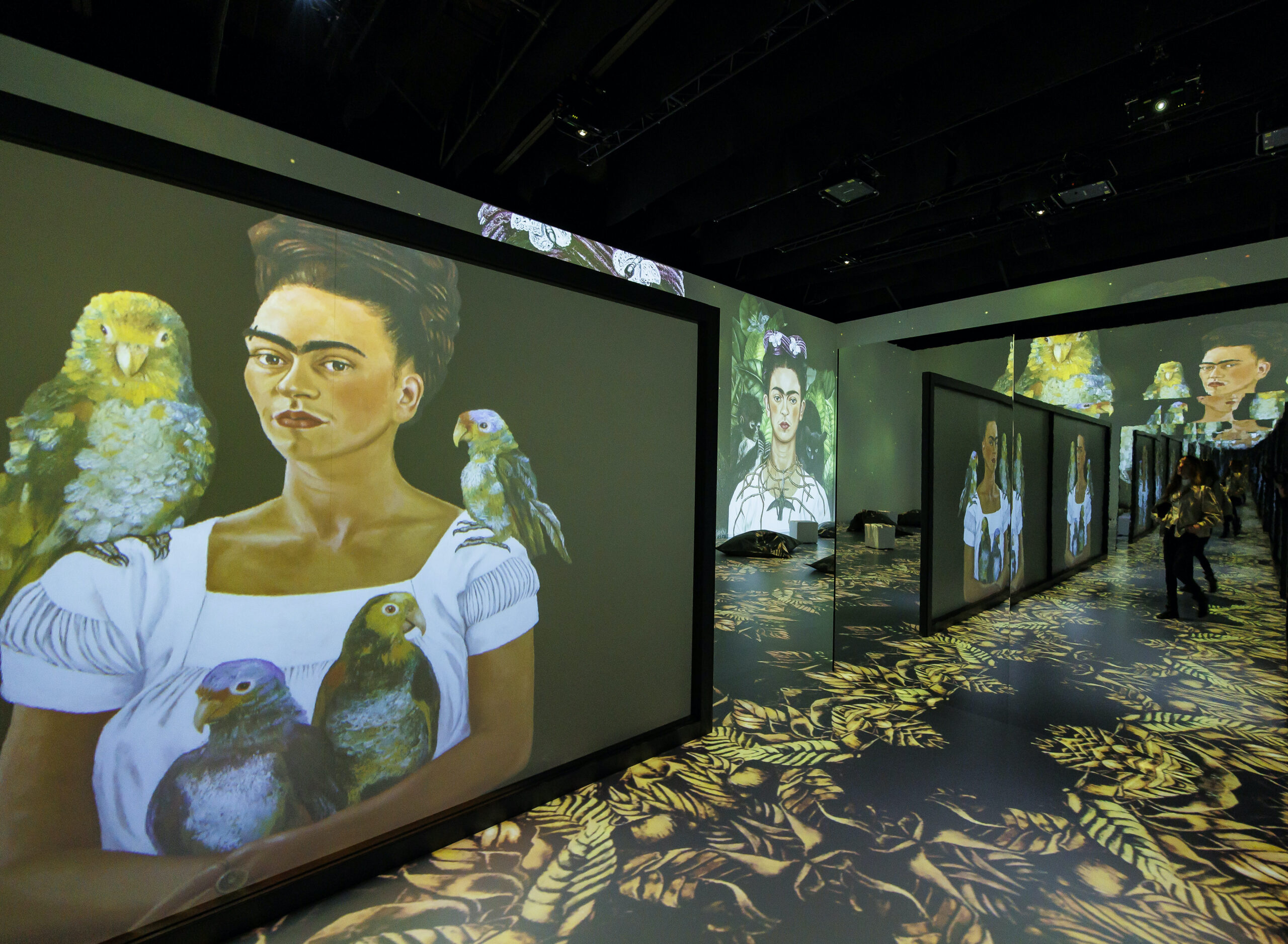 Show über Malerin Frida Kahlo verlängert!