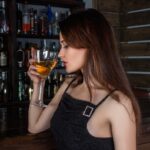 woman-g584a624ef_1280