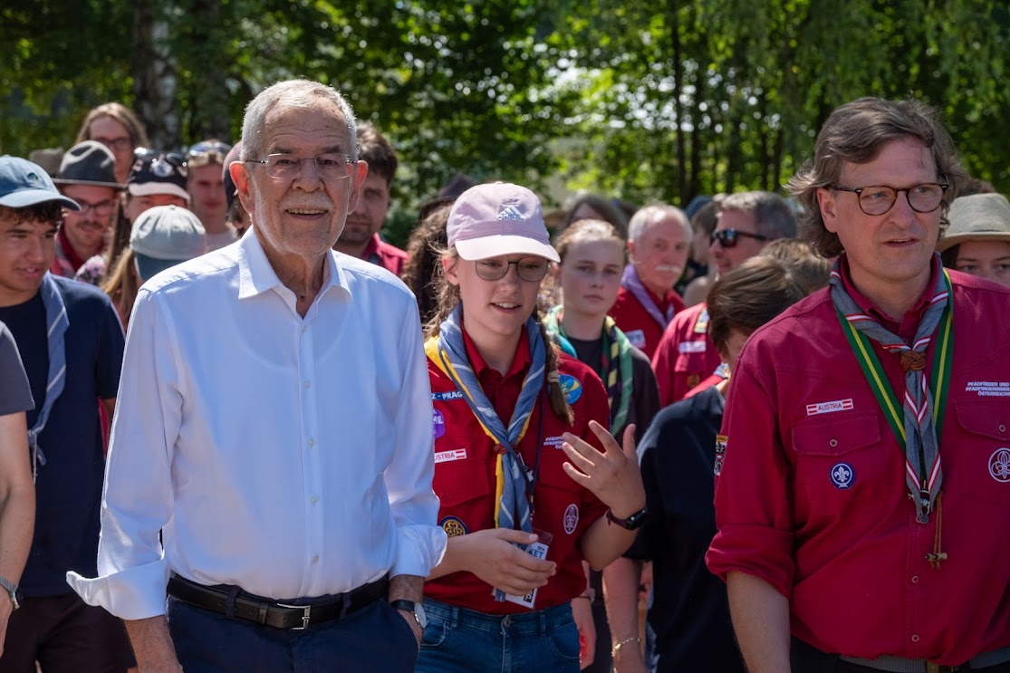 Bundespräsident besucht Pfadfinderlager