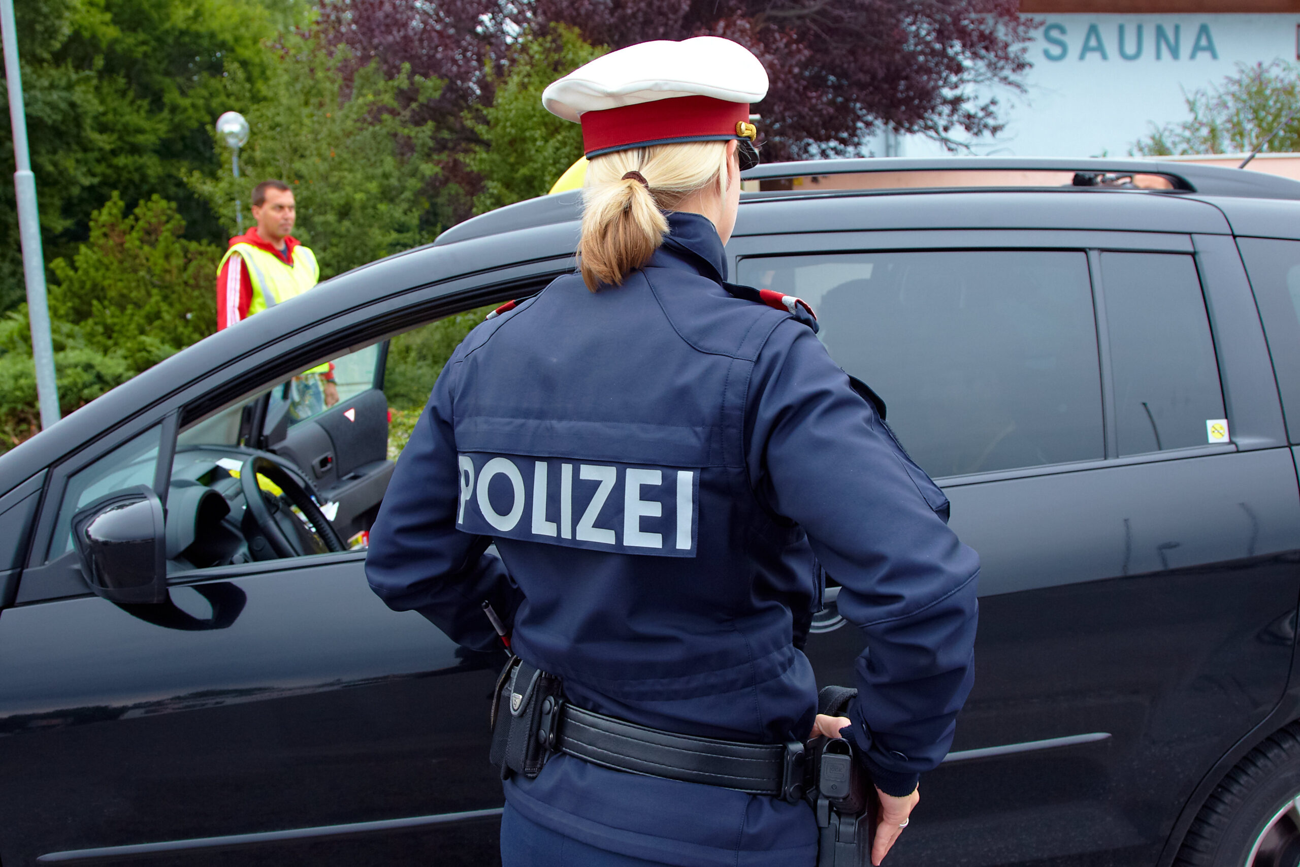 Polizei erwischt Drogen-Lenker ohne Führerschein!
