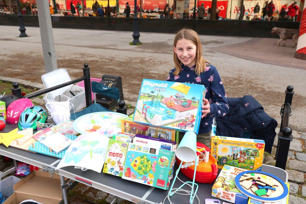 Im Wurstelprater darf kräftig gewühlt werden