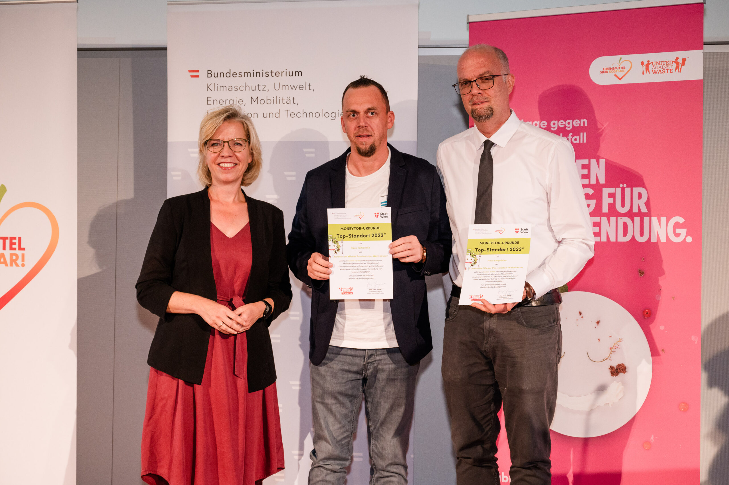 Häuser zum Leben kämpfen gegen Verschwendung