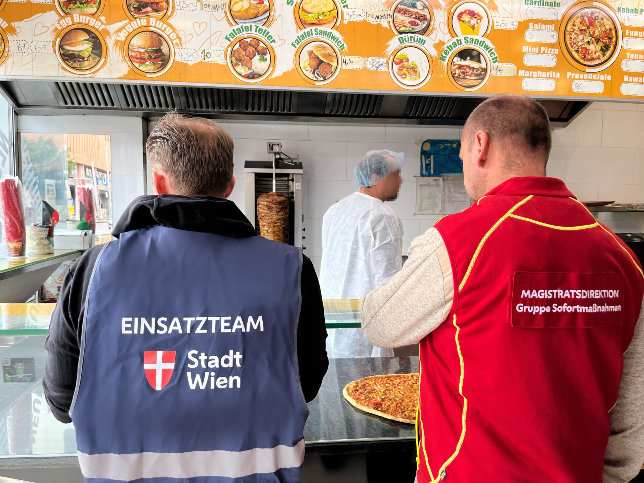 Salmonellen-Vergiftungen! Kontrollen an Imbissständen