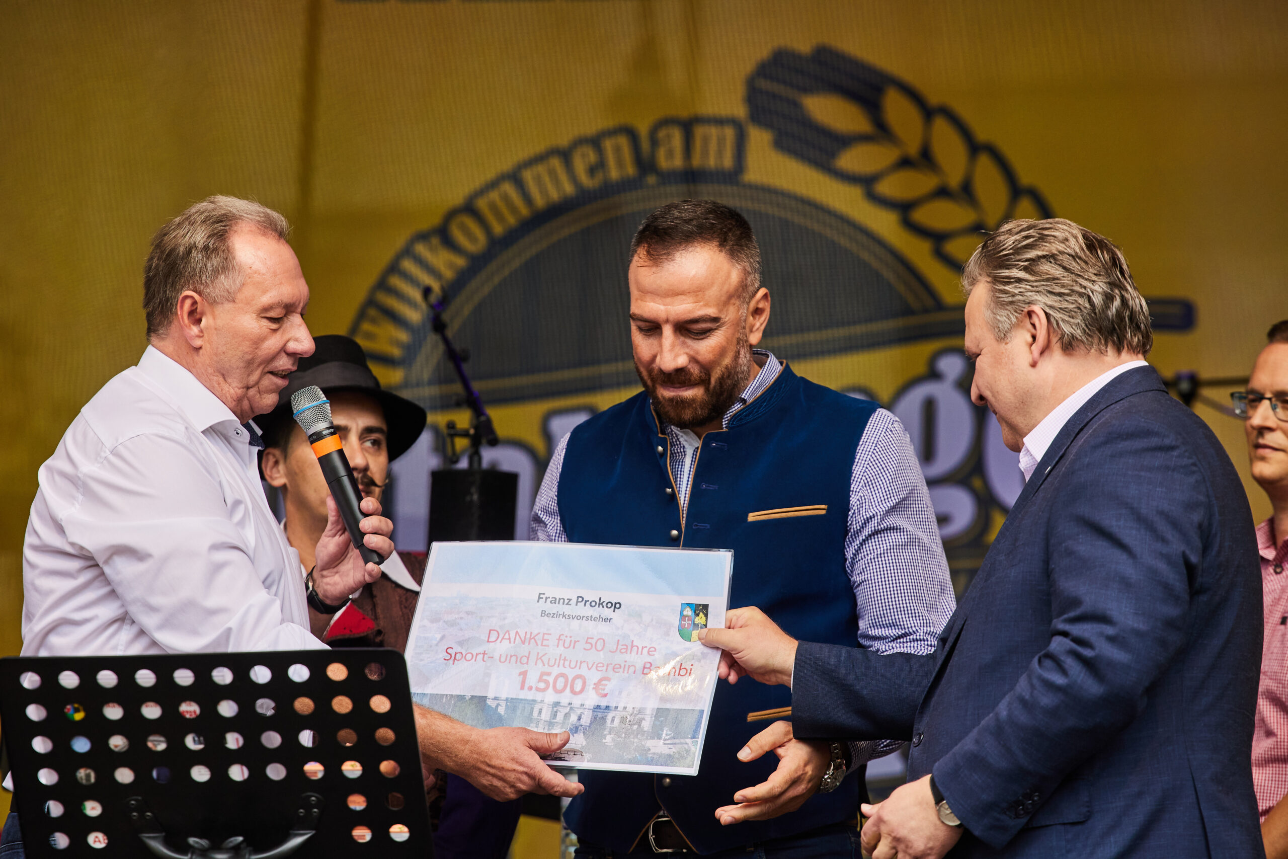 Ottakring: Verdiente Ehrung für Bambi-Kulturverein