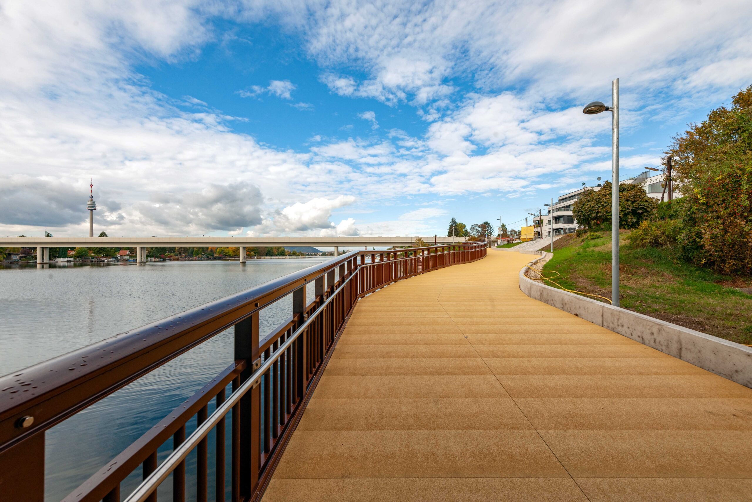 Donaustadt: Kagraner Steg ist nun fertig saniert!