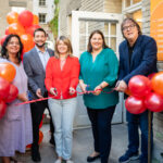 ©Christian Dusek: wohnpartner-Bereichsleiterin Claudia Huemer, BV Mariahilf Markus Rumelhart, BV Margareten Silvia Jankovic, Vizebürgermeisterin Kathrin Gaál und wohnpartner-Gebietsleiter Vincent Wohinz (v.l.n.r.).