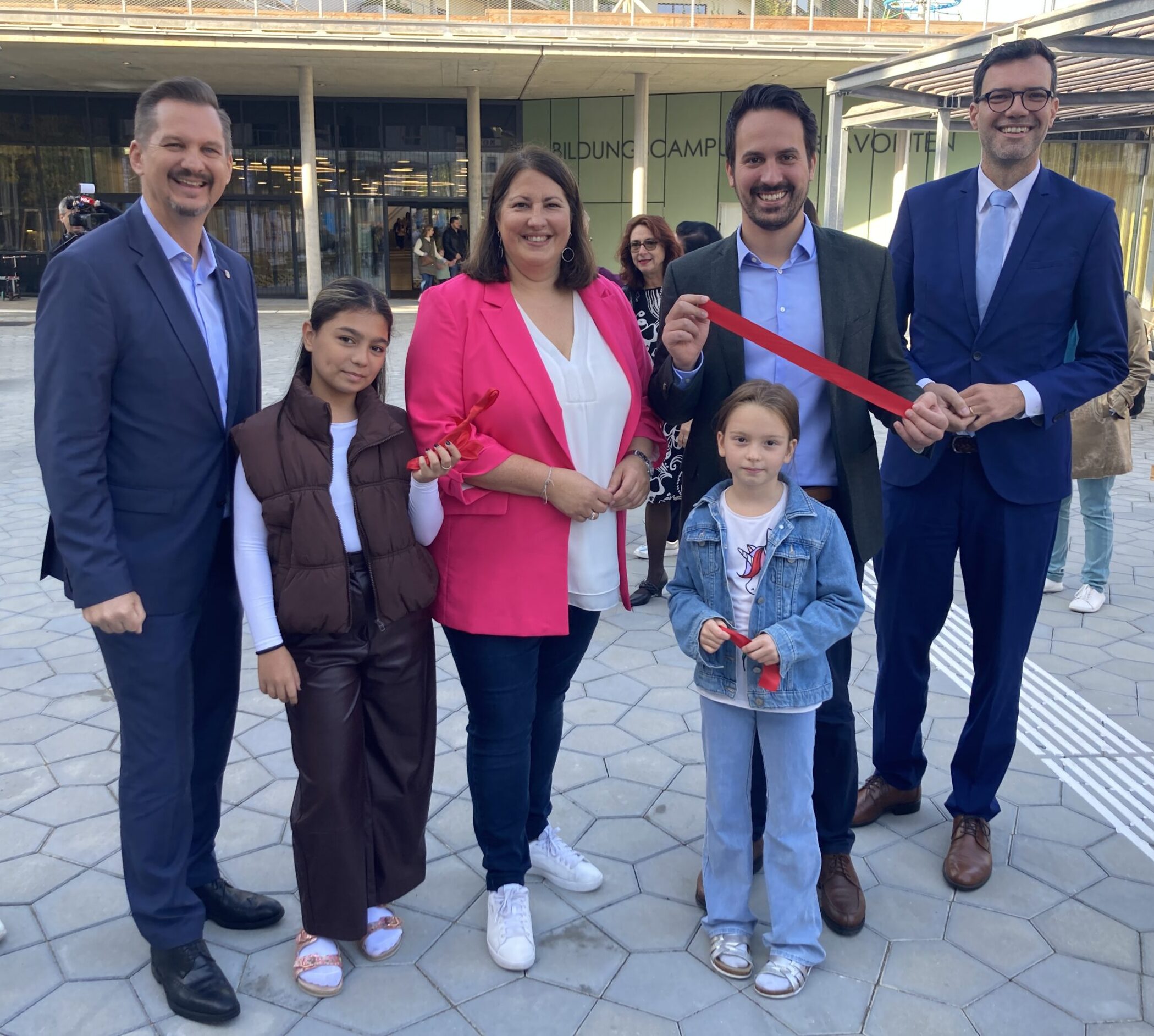 Bildung in Favoriten hat offiziell ein neues Zuhause