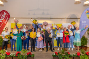 ©Sandra Oblak: Partystimmung bei den Gewinnern der Bezirks Business Awards am Alsergrund.