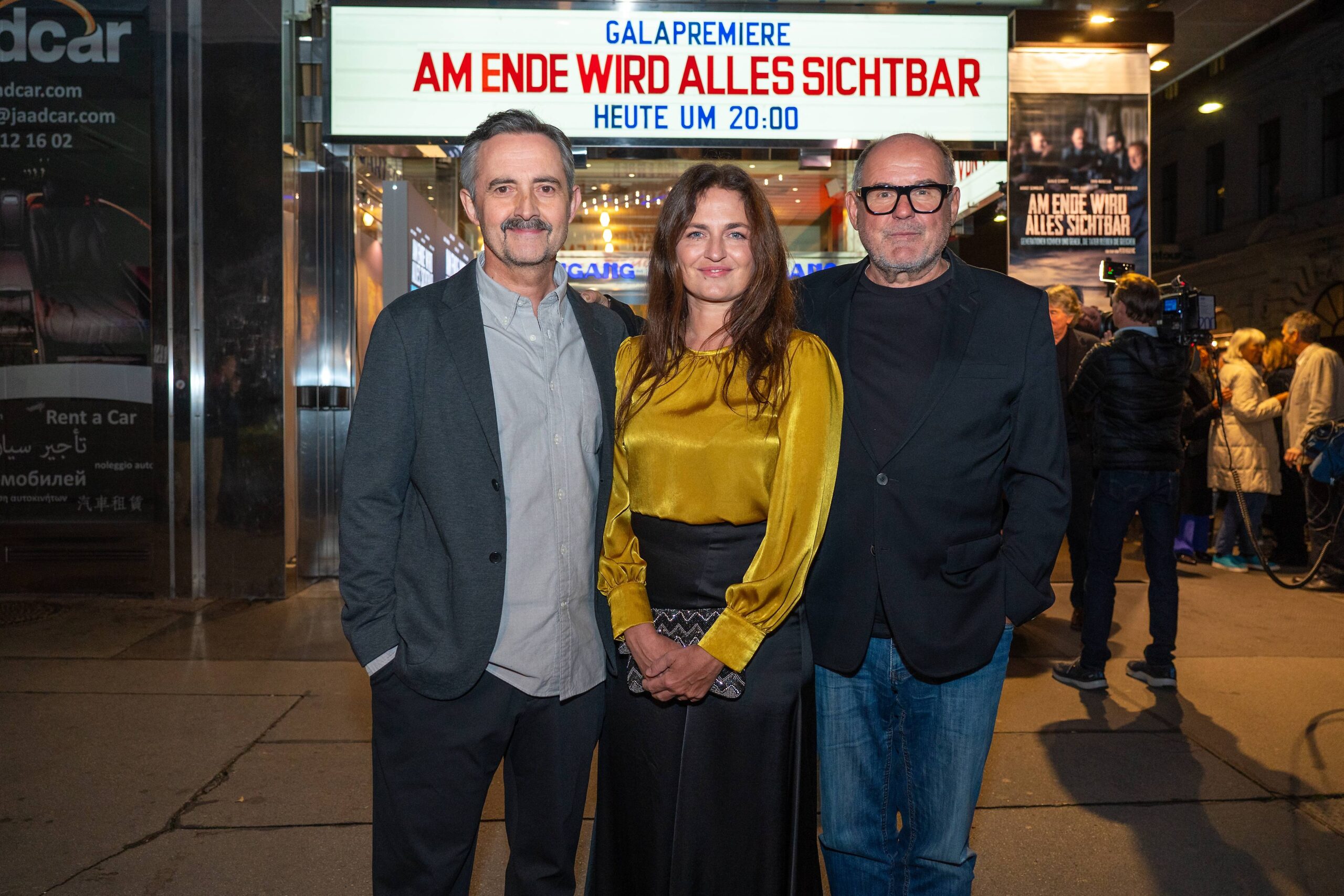 Top: “AM ENDE WIRD ALLES SICHTBAR” im vollen Gartenbaukino