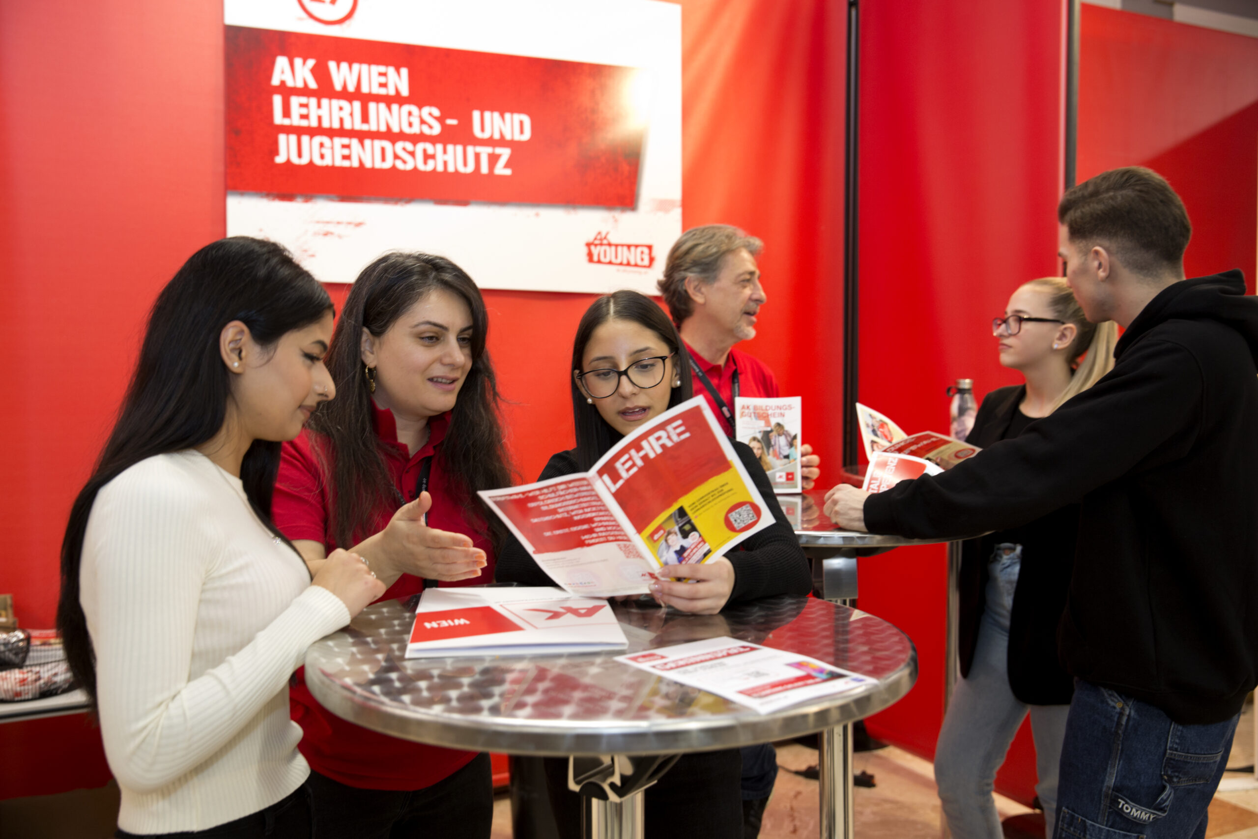 14 – was nun? Auf zur  Berufsinfomesse!