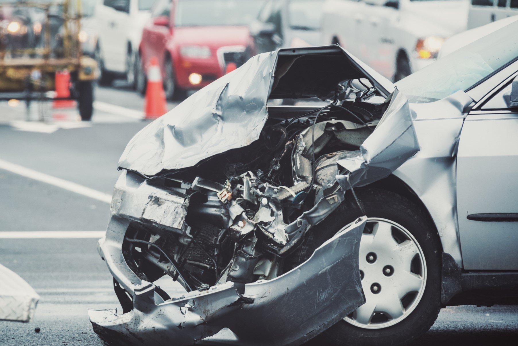 Landstraße: Junger Mann bei Verkehrsunfall getötet