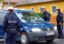 Planquadrat: 80 Anzeigen & 14 Kennzeichen-Abnahmen Polizei kontrolliert verstärkt (Bild: BMI/Alexander TUMA)