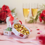 HEINDL_Valentinstag_Golden-Nougat-Pralinen-offen_(c)_HEINDL