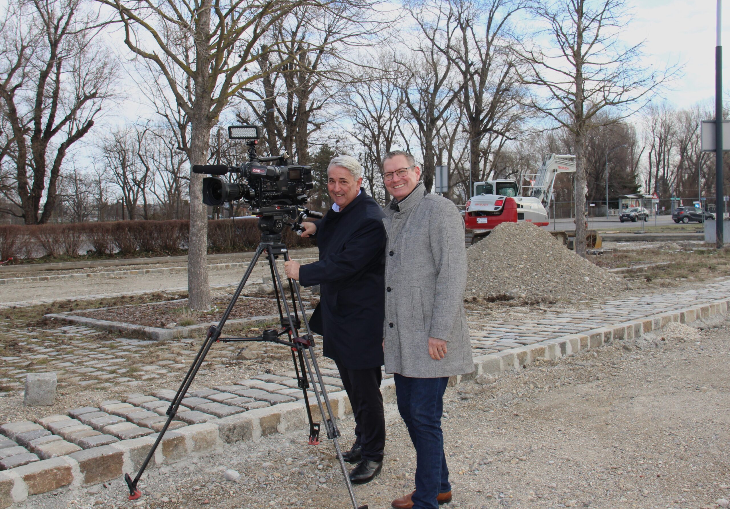 Entwarnung: Parkplätze beim Donauturm bleiben!