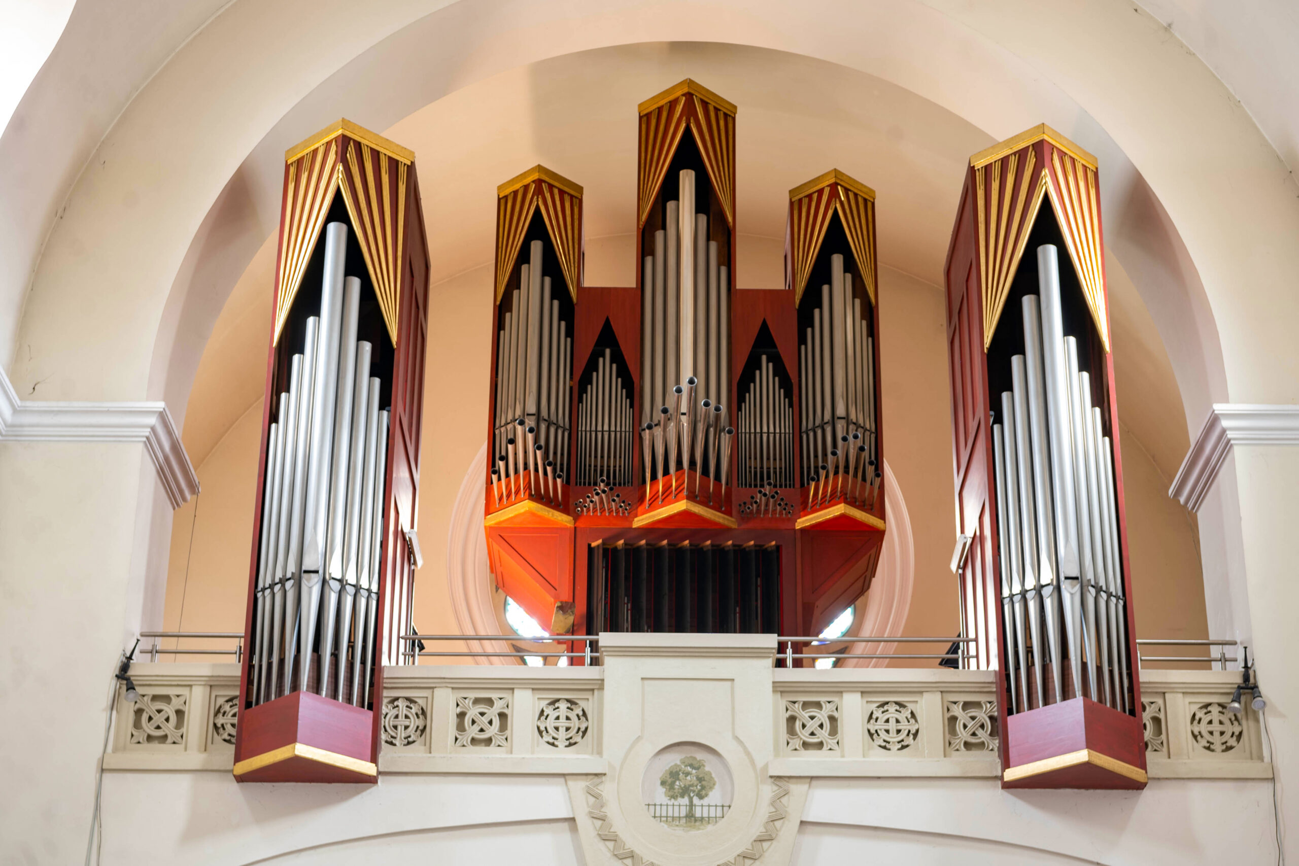 Baumgarten: So schön klingt die blitzblanke Rieger-Orgel