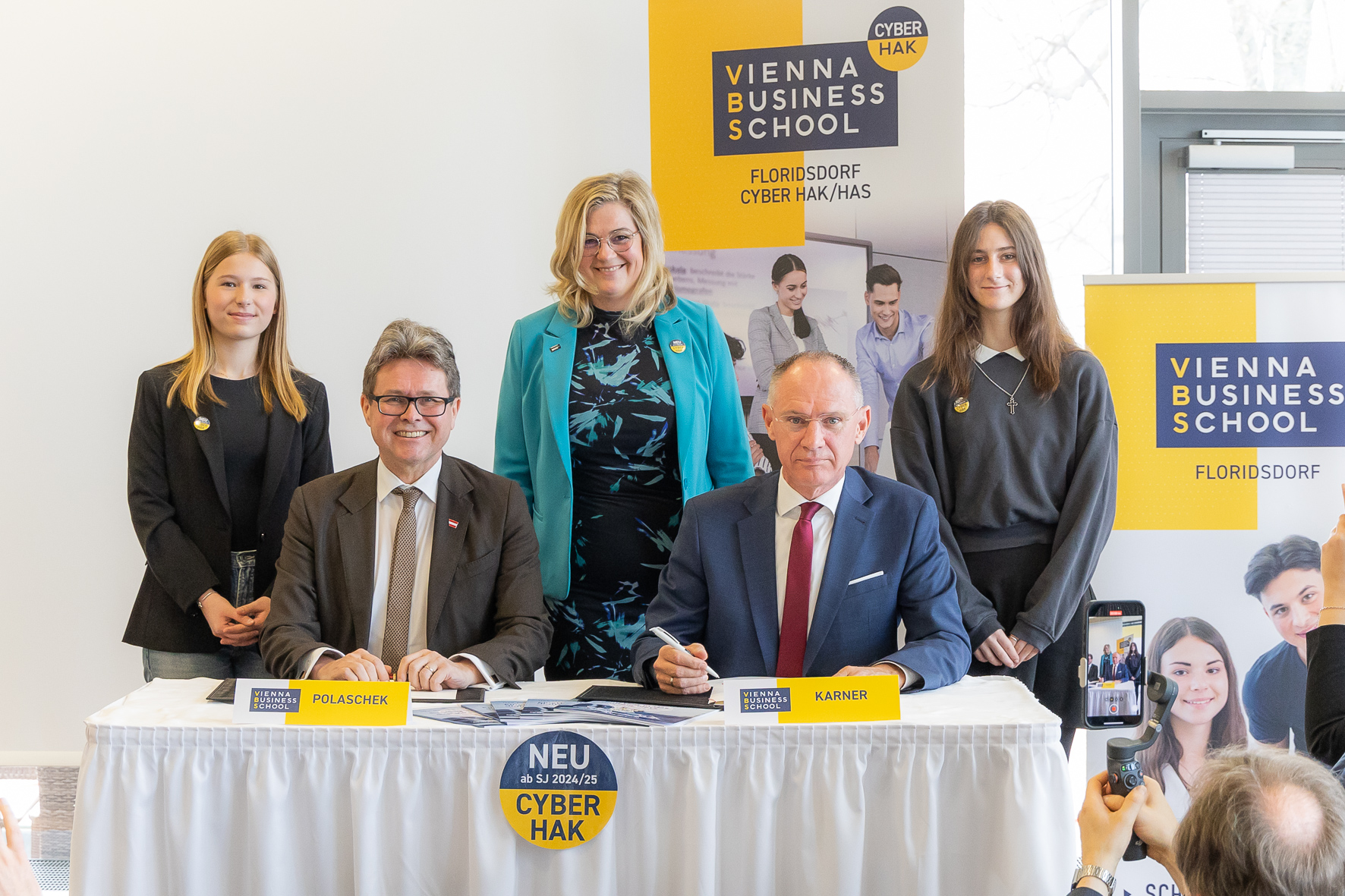 Minister geben Startschuss für 1. Wiener CyberHAK