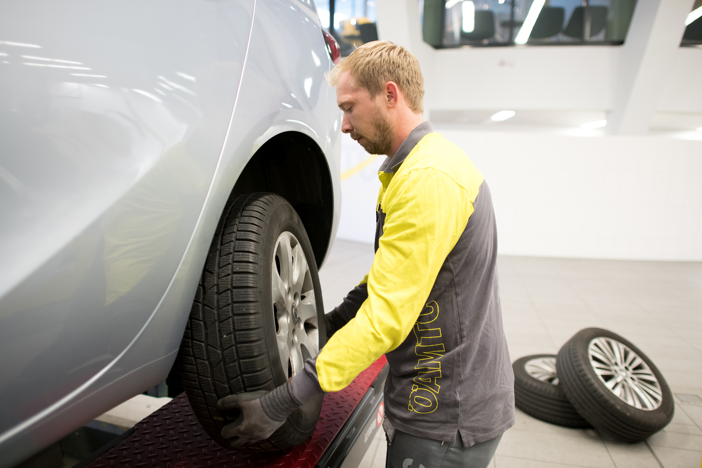 Reifen wechseln: Wann ist der richtige Zeitpunkt?