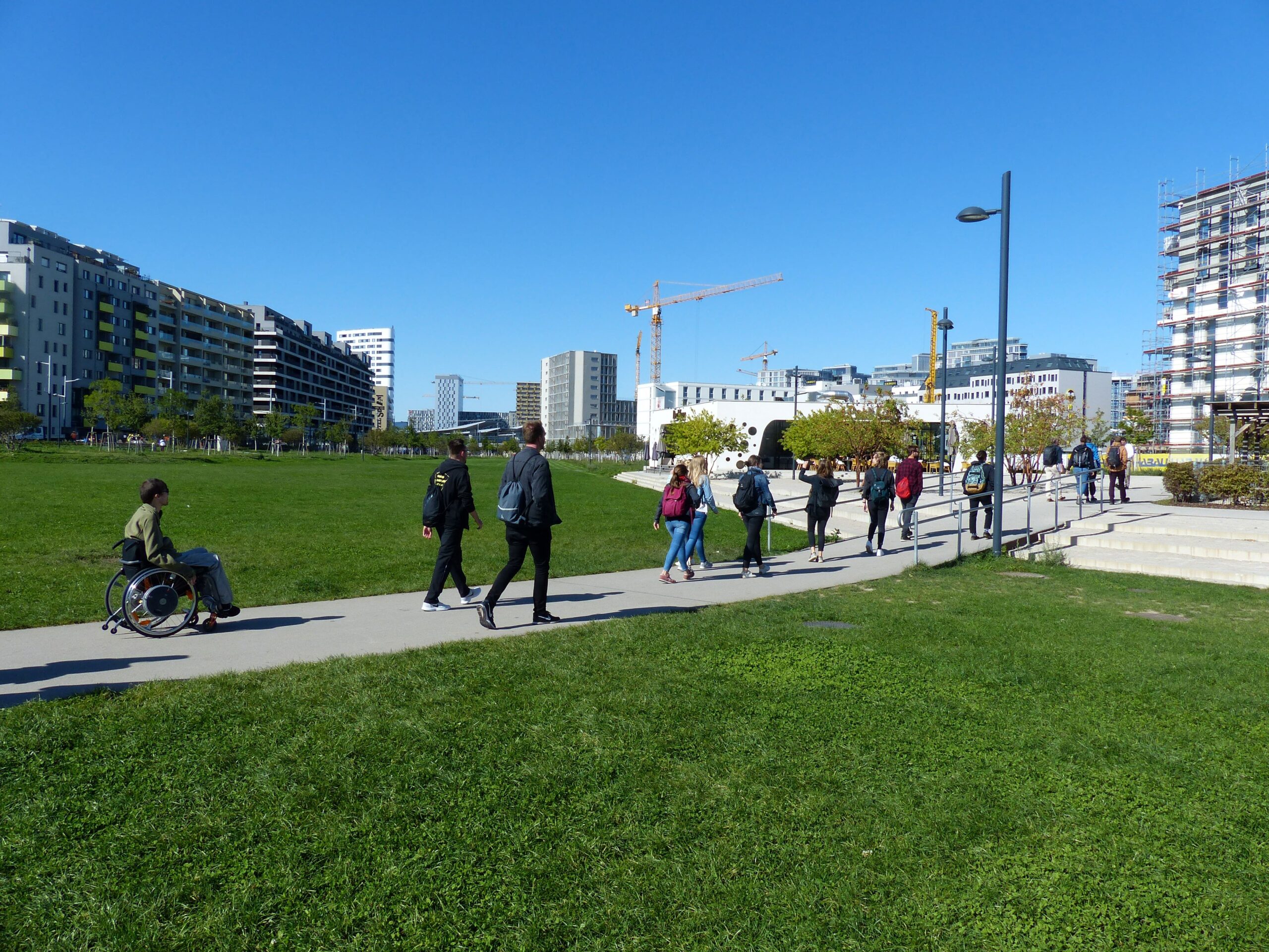 Favoriten: Gemeinsame Tour durch das Sonnwendviertel