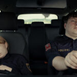 Birgit Minichmayr und Thomas Schubert als Polizisten