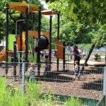 ©zVg | Der neue Motorikpark ergänzt nun den Kinderspielpaltz auch zur Benutzung für Jugendliche und Erwachsene.