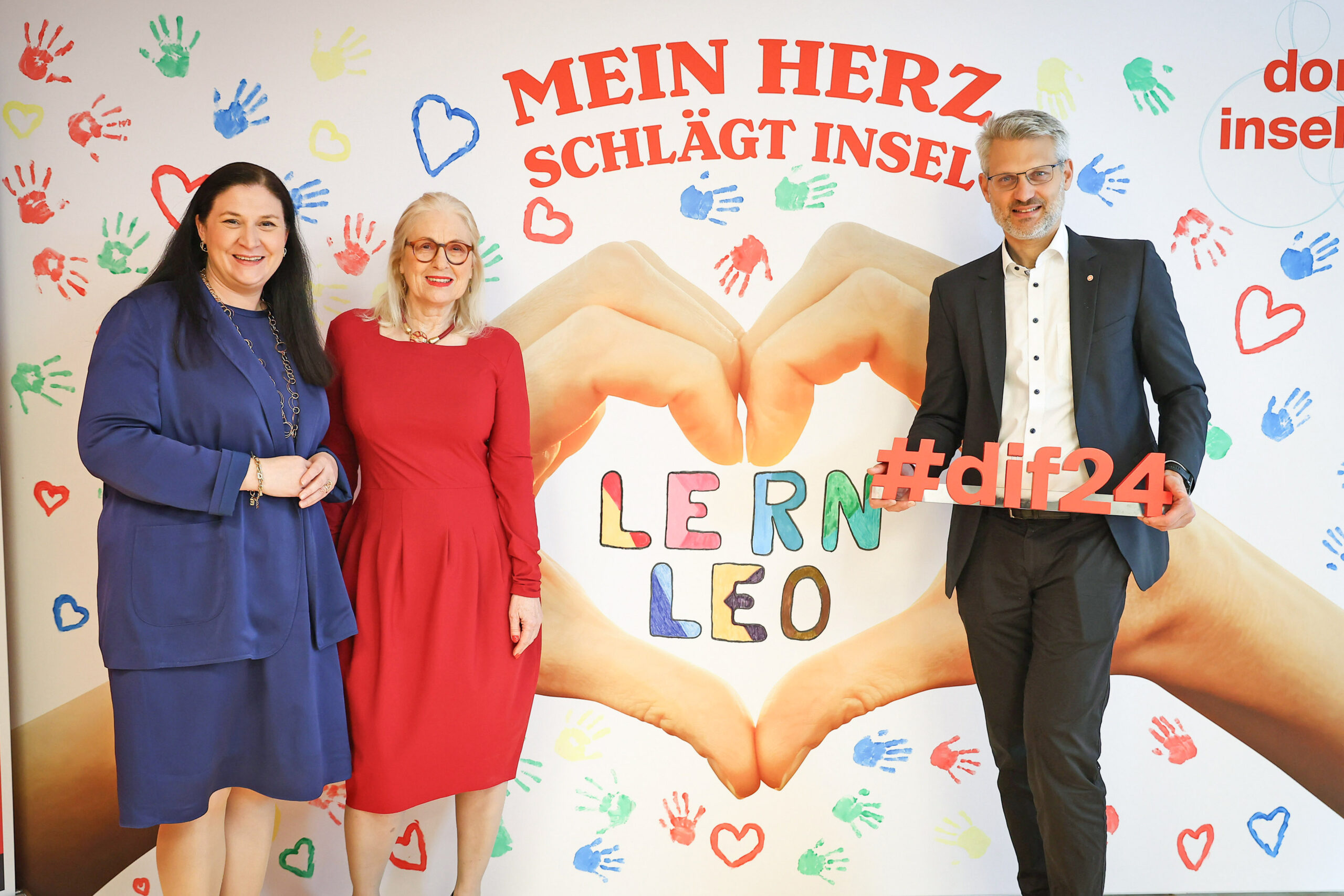 Der Becher-Pfand auf dem Donauinselfest hilft LernLEO