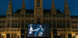 Noch bis zum 1. September lädt das Film Festival auf dem Wiener Rathausplatz zu einem Zusammenspiel aus hochkarätigen Musikfilmen und erstklassiger Kulinarik aus aller Welt.
