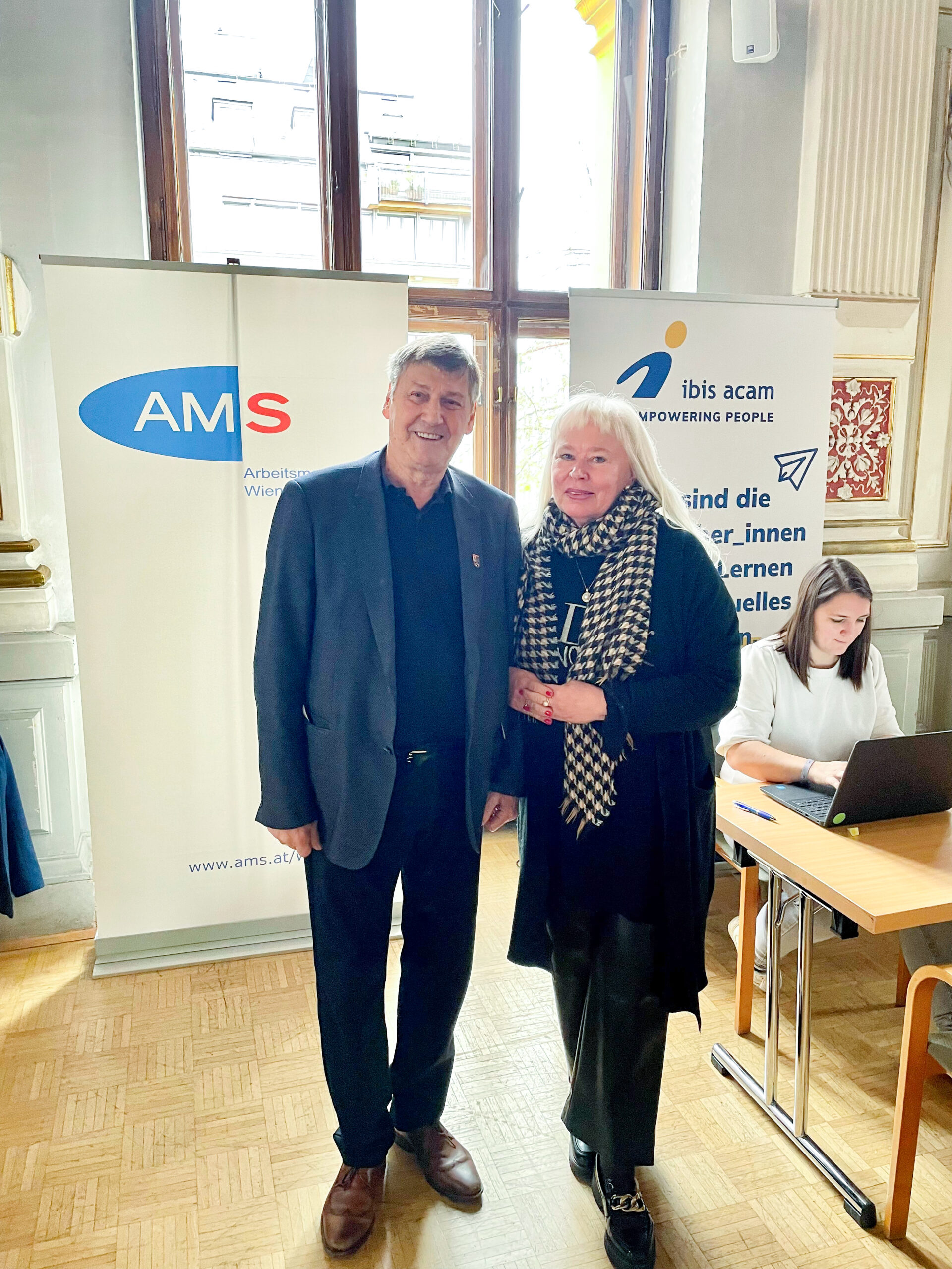 Arbeitssuche neu: Großer Erfolg beim Job-Speed-Dating