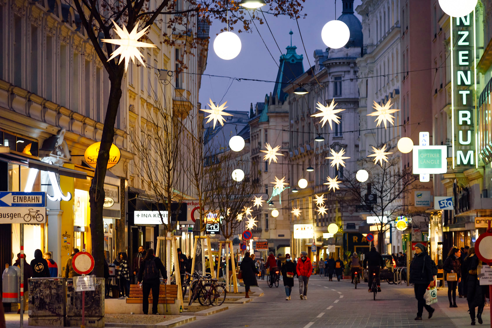 Advent in Neubau: stimmungsvoll durch die Vorweihnachtszeit
