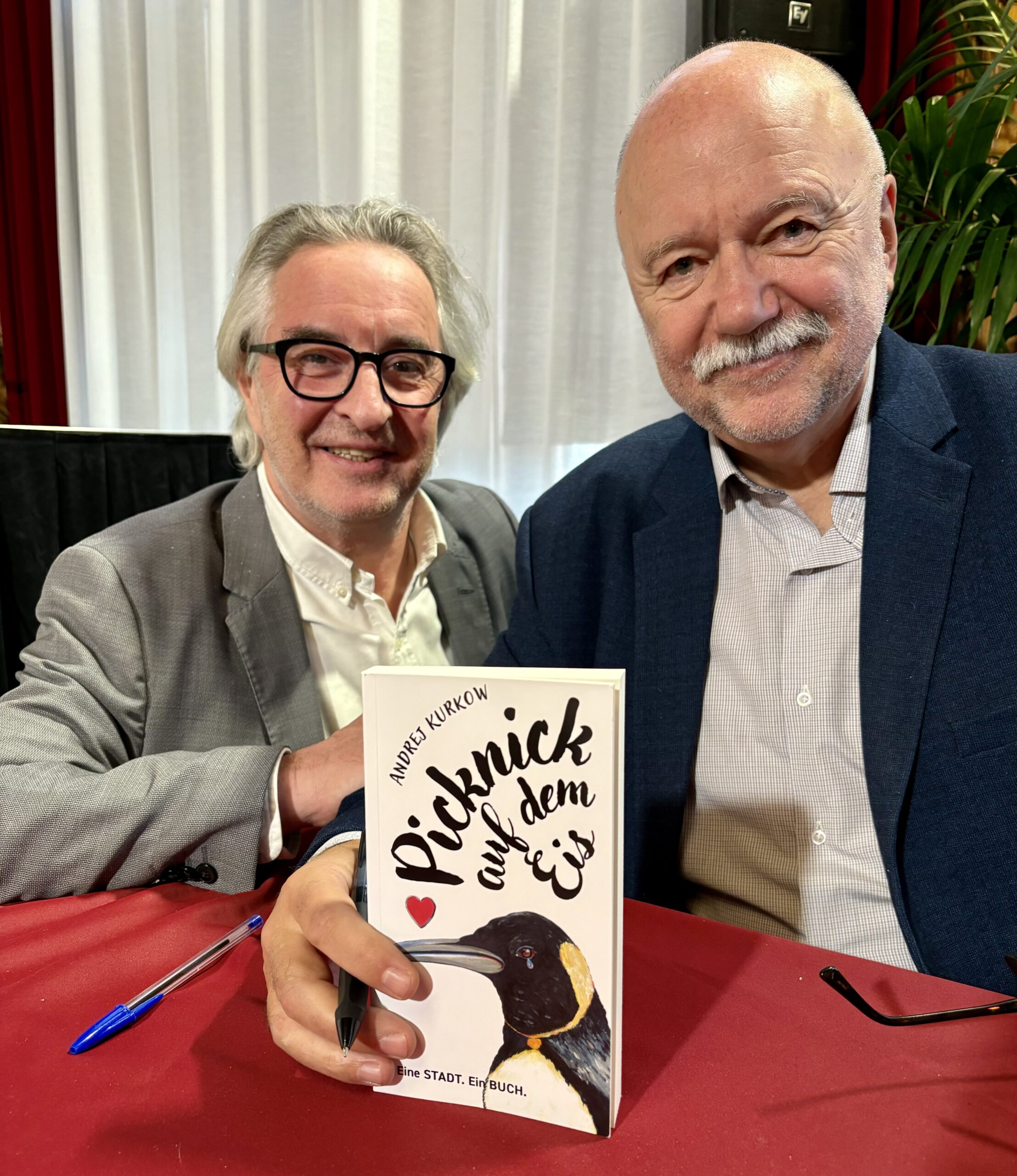 Eine Stadt. Ein Buch.: Ludwig erinnerte an den Jahrestag!