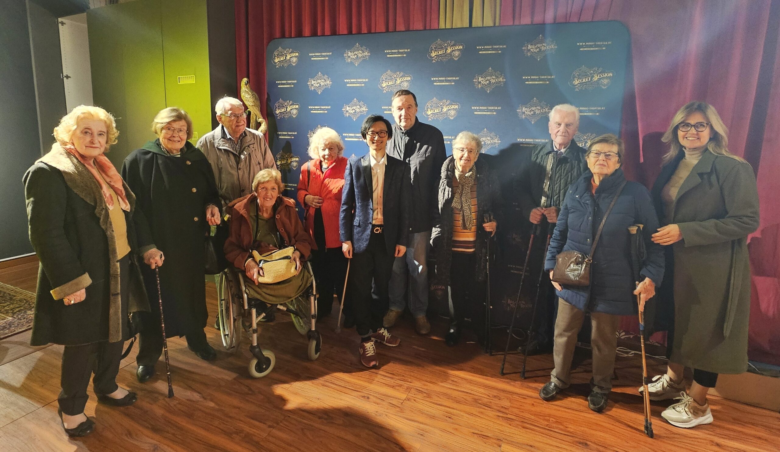 Kursana-Bewohner staunen über Weltklasse-Zauberer