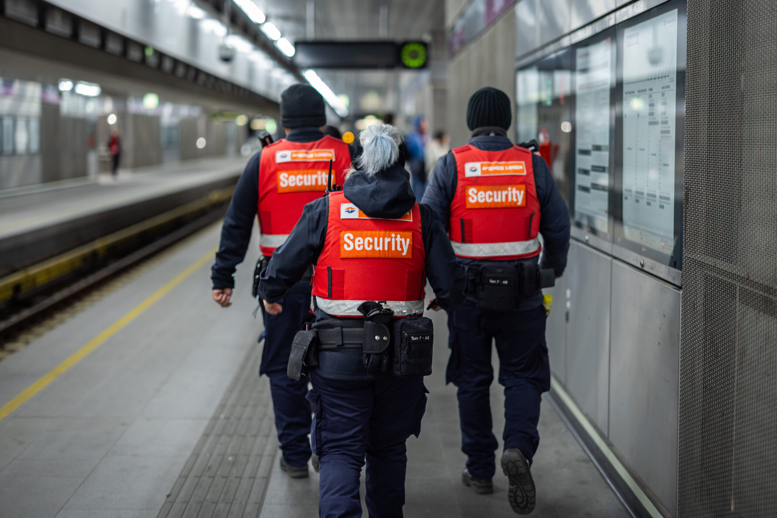 Öffis: E-Mopeds müssen ab jetzt draußen bleiben