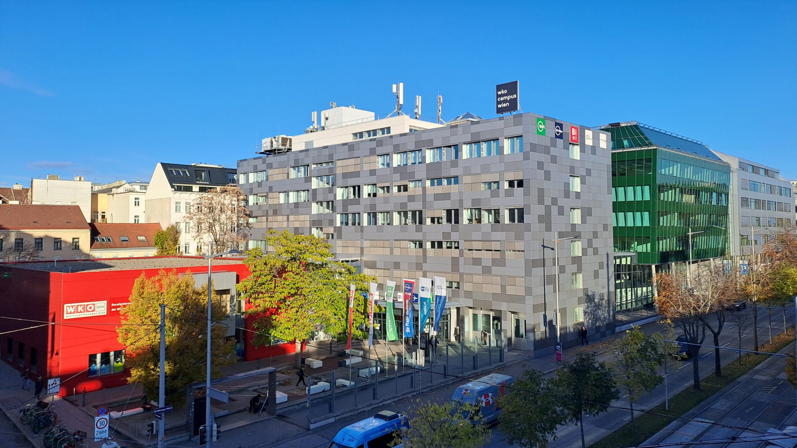 WIFI-Online-Tage: Berufliche Bildung bequem von zu Hause