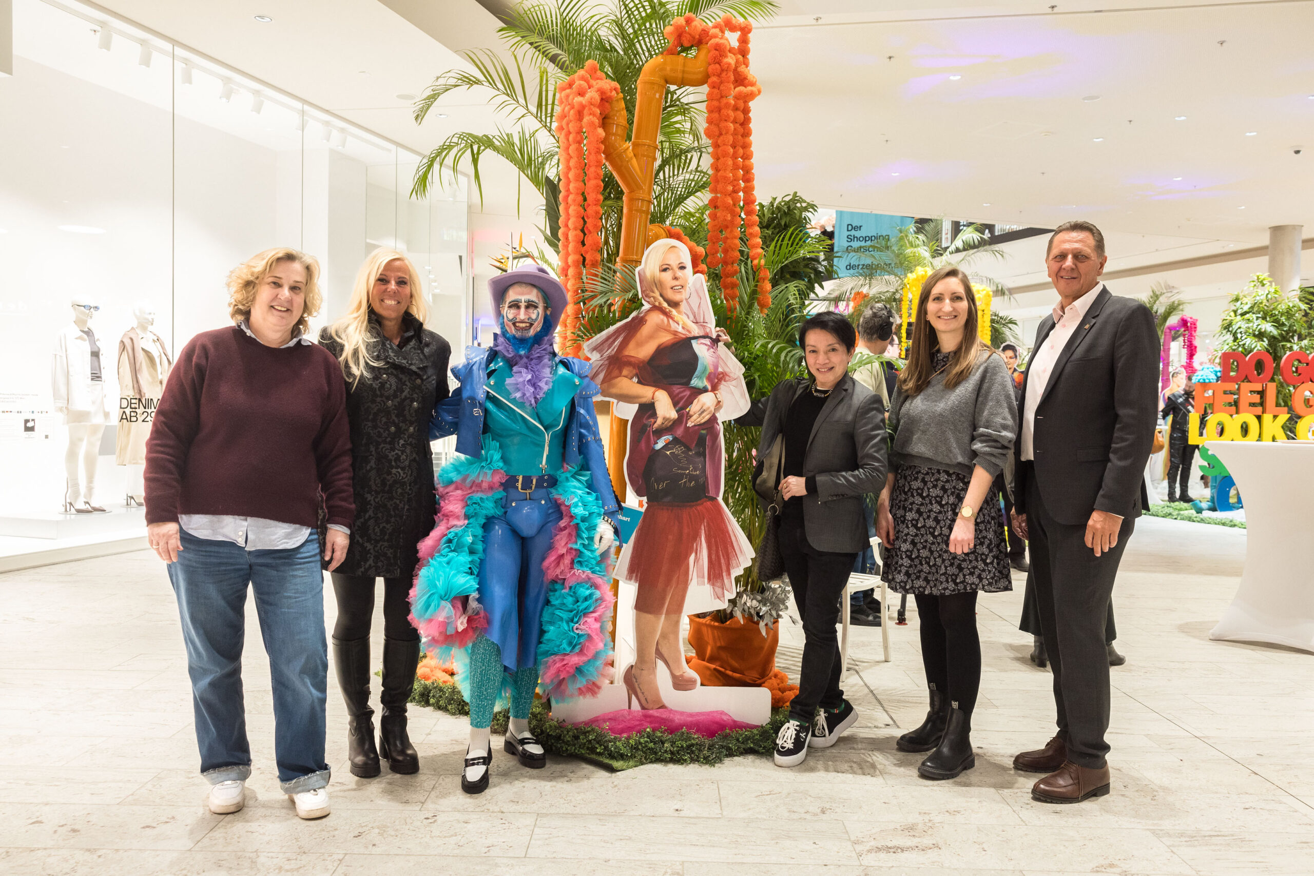 Queere Mode im Rampenlicht: Huma Eleven feiert Vielfalt