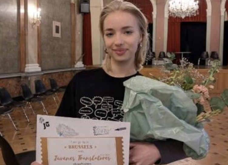 Meisterin der Wörter: Schülerin gewinnt EU-Wettbewerb