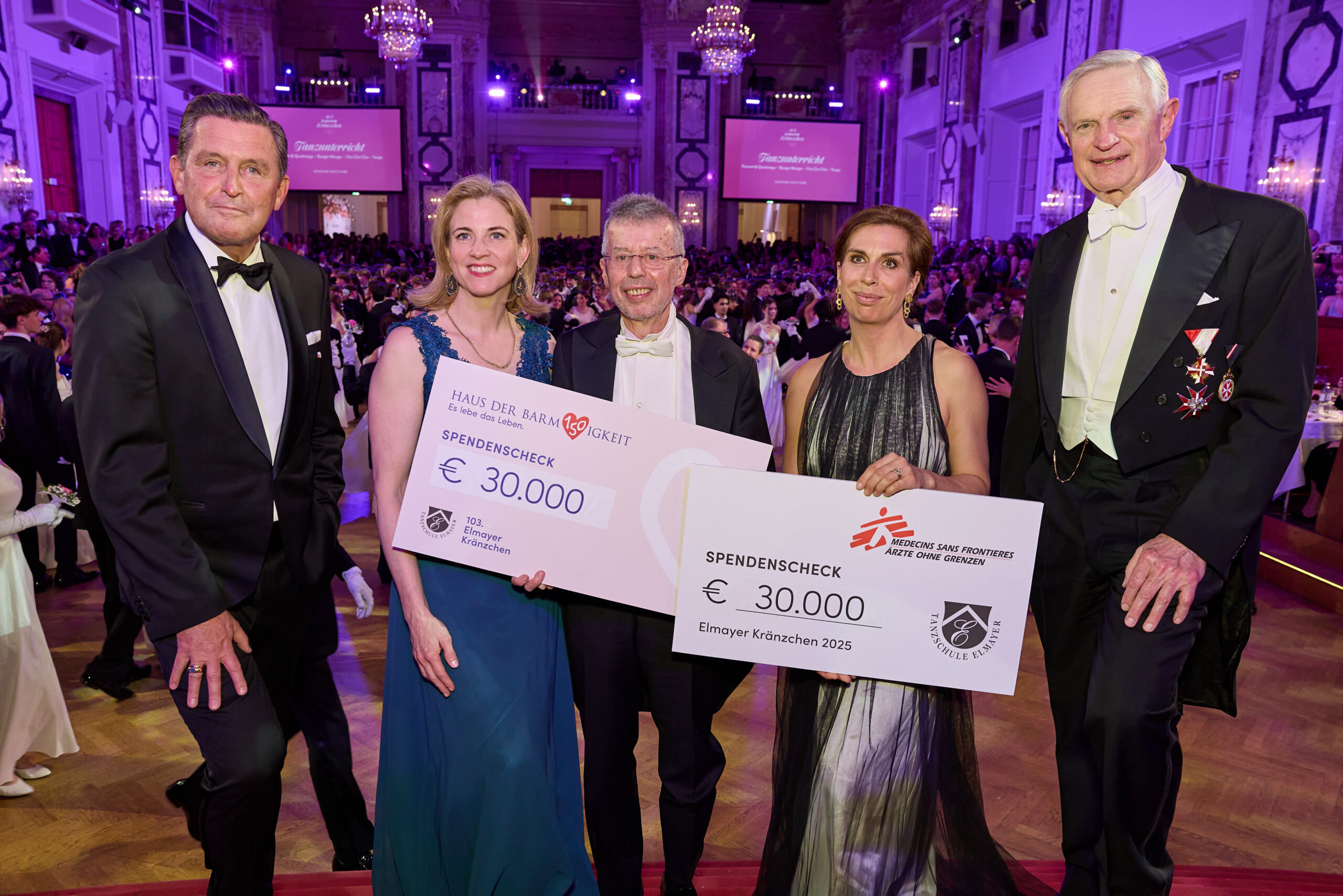 Tradition trifft Hilfsbereitschaft: Das 103. Elmayer-Kränzchen