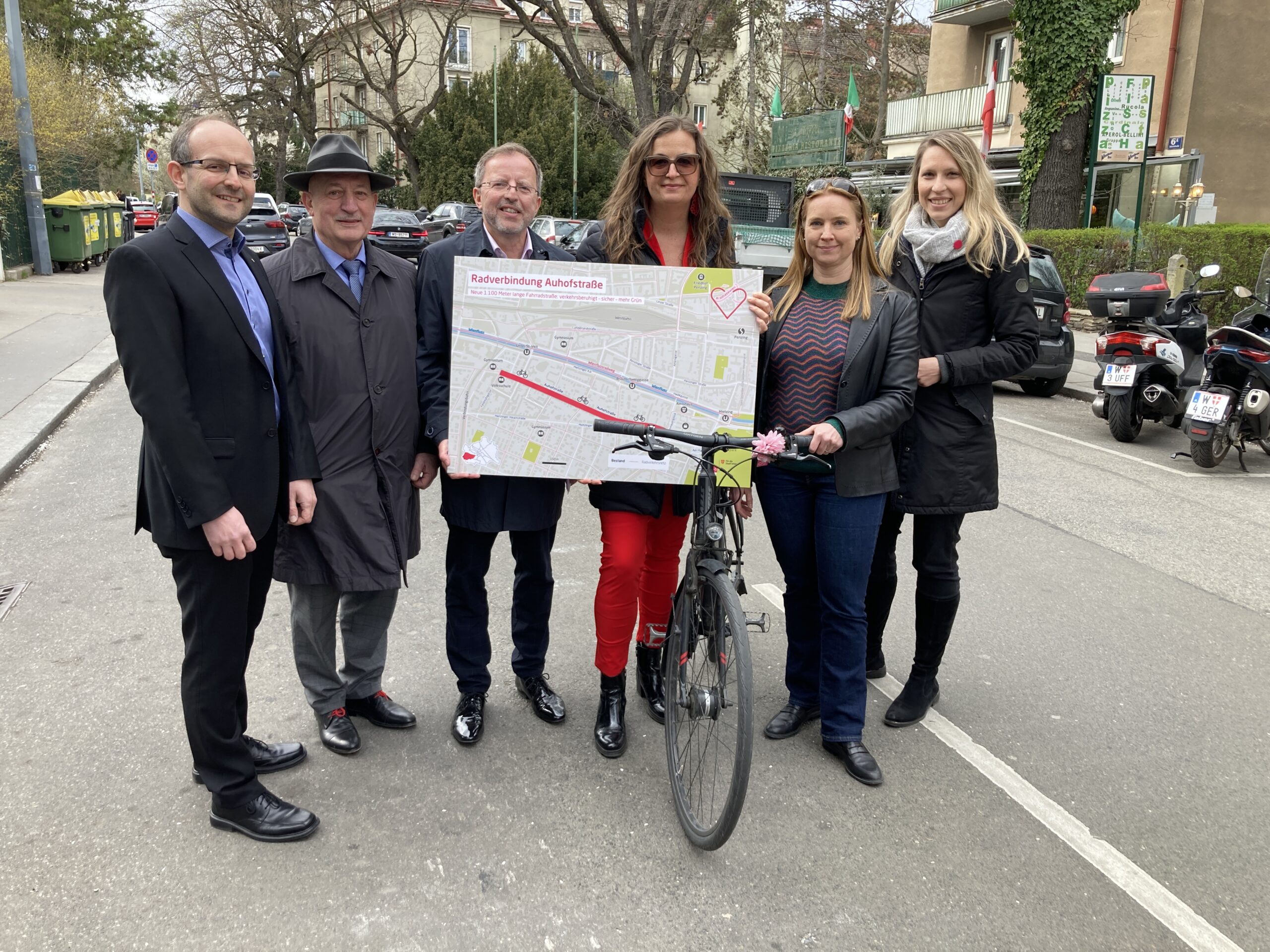 Hietzing: Die Radstraße ist auf dem besten Weg