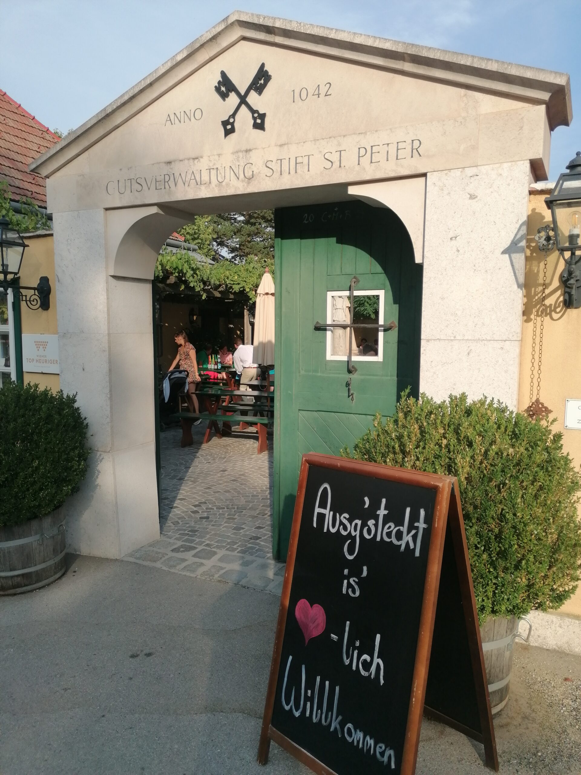 “Zum Pfarrer von Dornbach” hat wieder ausg’steckt!